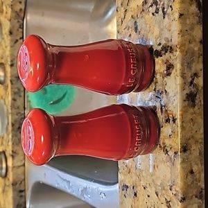 Le Creuset salt & pepper stoneware